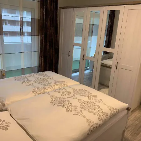 Mariposa Inclusive Pool Und Sauna Апартаменты *