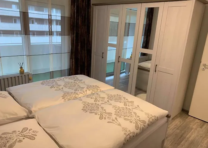 Mariposa Inclusive Pool Und Sauna Apartman *